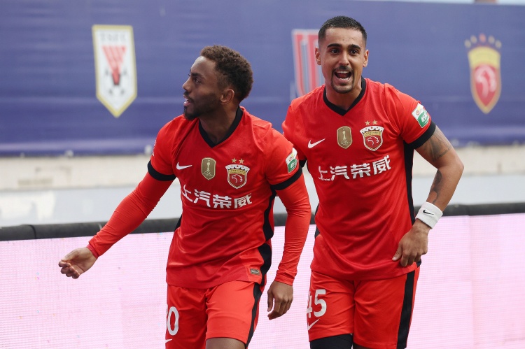 超越科比是不敬？路威：歪曲历史 科比绝不会阻止别人追逐伟大